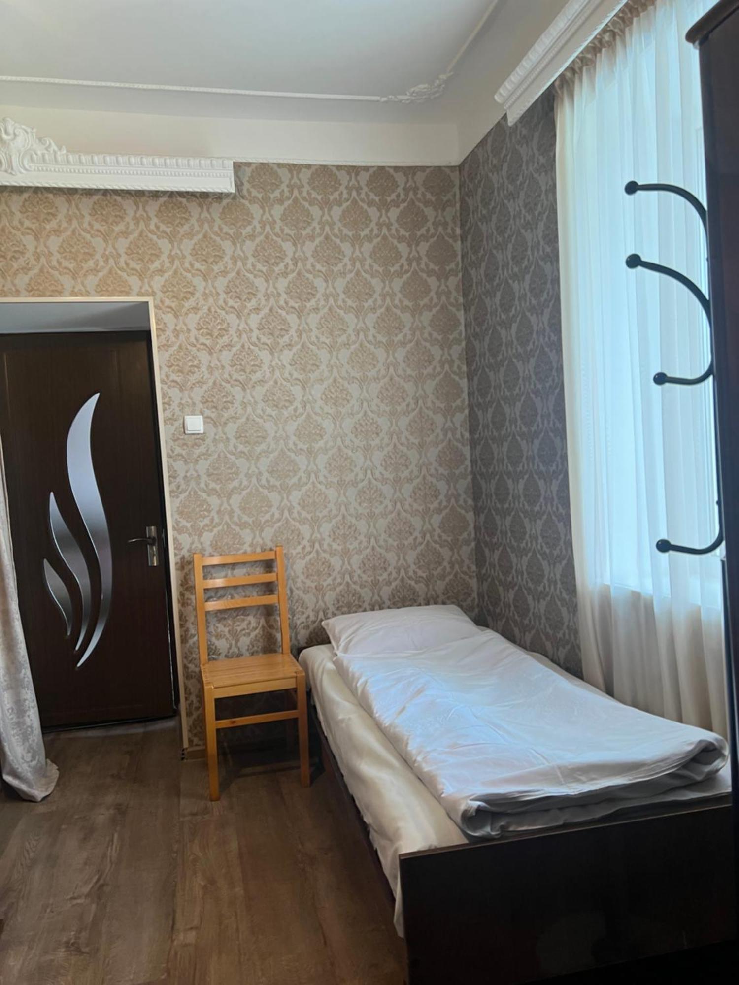 Mikheil Pitskhelauri Guest House Kazbegi Exteriör bild